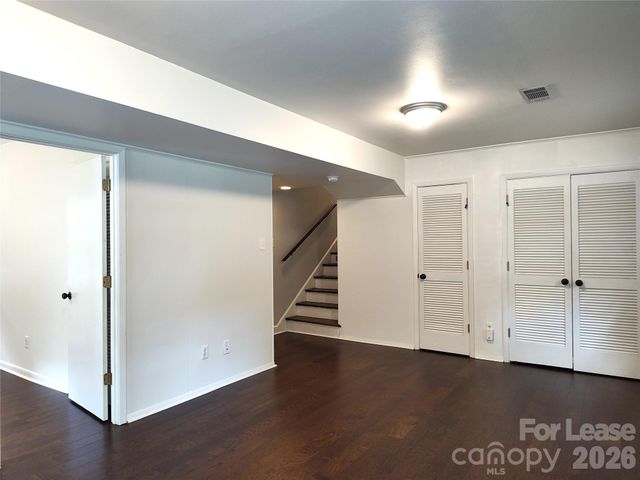 5812 Donegal Drive, Charlotte, NC 28212