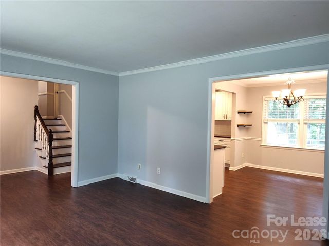 5812 Donegal Drive, Charlotte, NC 28212