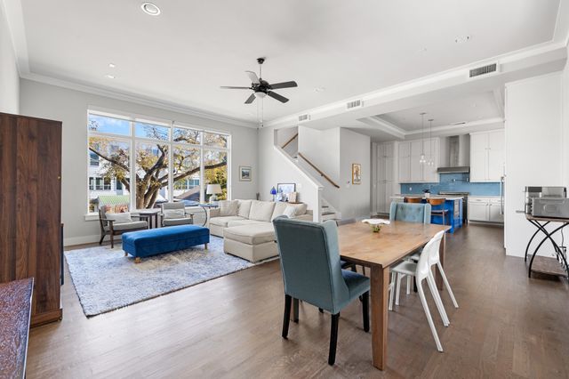 5818 Lindell Avenue B, Dallas, TX 75206