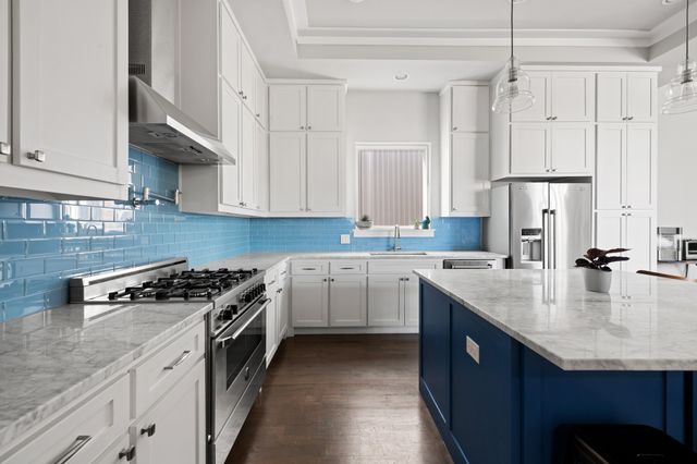 5818 Lindell Avenue B, Dallas, TX 75206