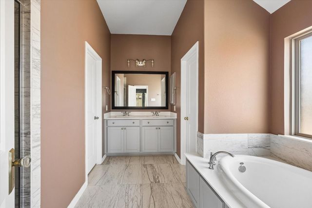 3738 Amoroso Drive, Iowa Colony, TX 77583