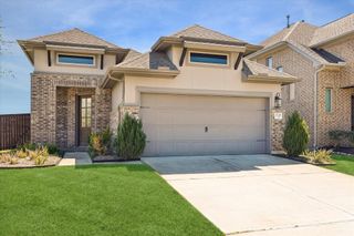 3738 Amoroso Drive, Iowa Colony, TX 77583