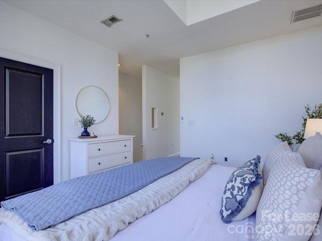 636 Garden District Drive, Charlotte, NC 28202