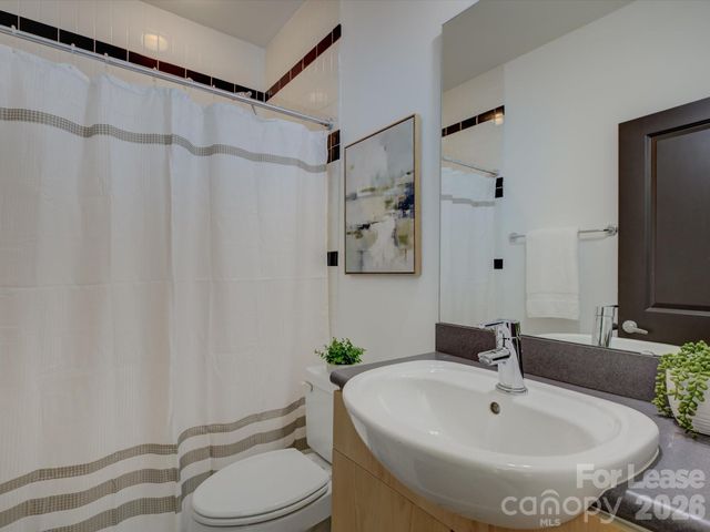 636 Garden District Drive, Charlotte, NC 28202