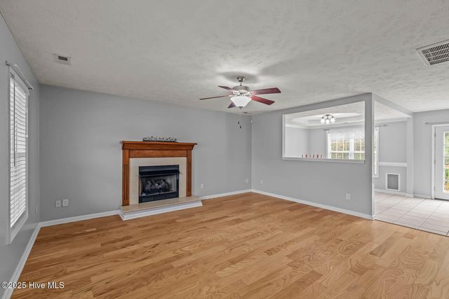 202 Wiltshire Court, Jacksonville, NC 28546