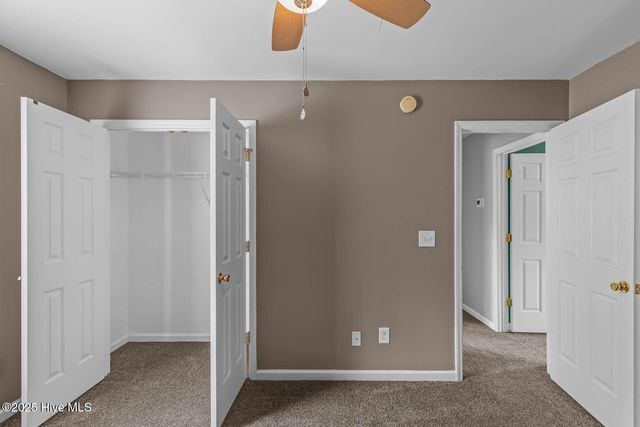 202 Wiltshire Court, Jacksonville, NC 28546