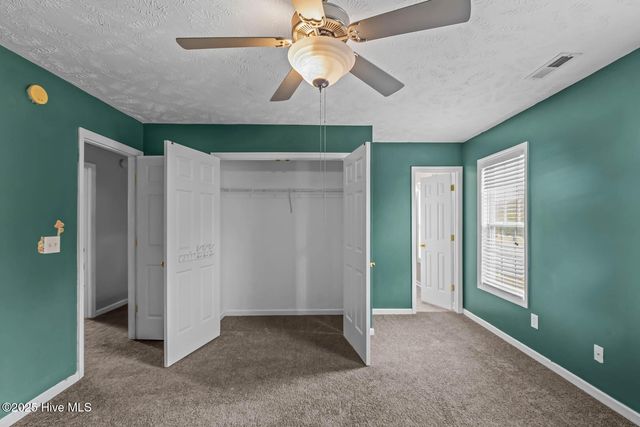 202 Wiltshire Court, Jacksonville, NC 28546