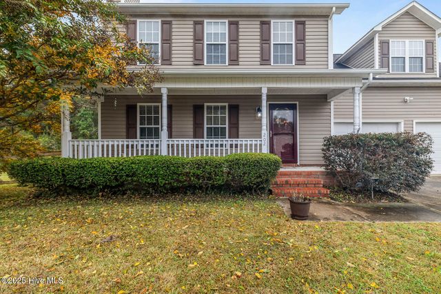 202 Wiltshire Court, Jacksonville, NC 28546