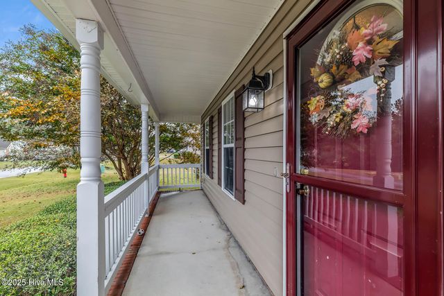 202 Wiltshire Court, Jacksonville, NC 28546