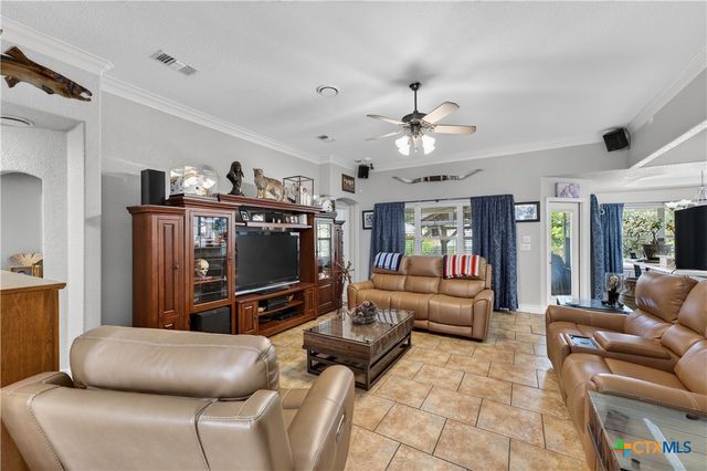 2078 Stonehaven, New Braunfels, TX 78130