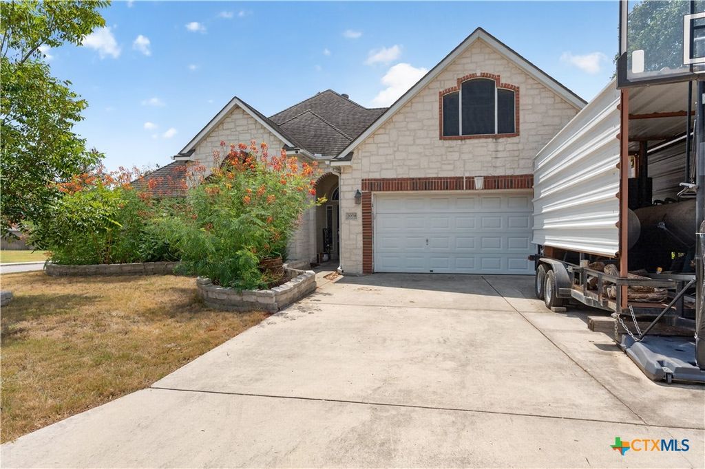 2078 Stonehaven, New Braunfels, TX 78130