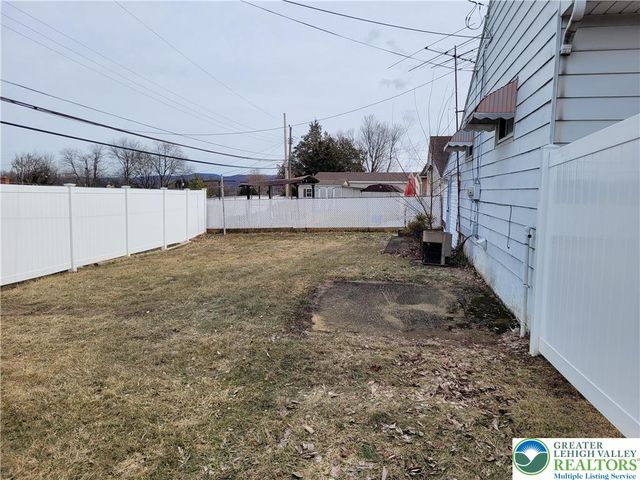 1568 Luzerne Street, Bethlehem City, PA 18017