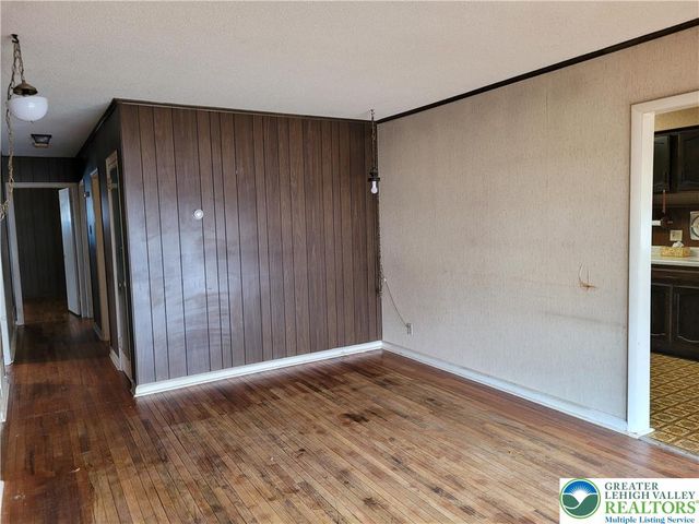 1568 Luzerne Street, Bethlehem City, PA 18017