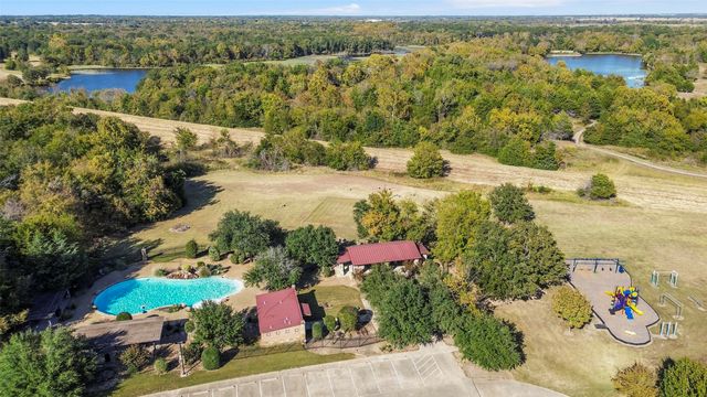 1055 Encino Court, Wills Point, TX 75169