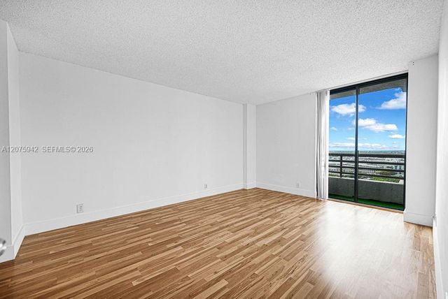 3300 NE 191st Street LP03, Aventura, FL 33180