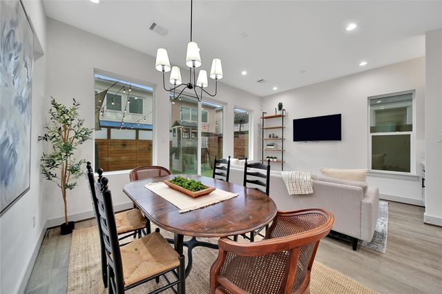 1205 E 28th Street, Houston, TX 77009
