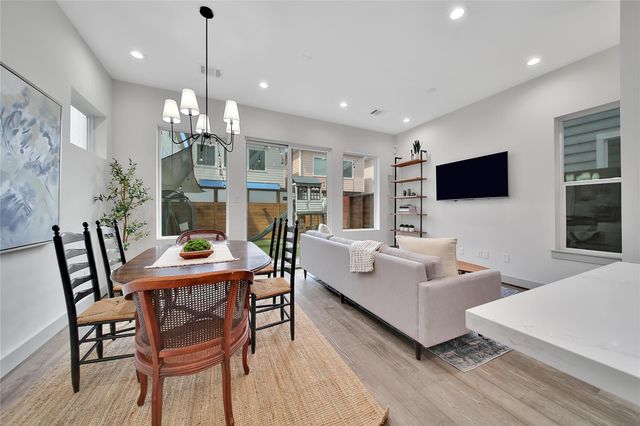 1205 E 28th Street, Houston, TX 77009