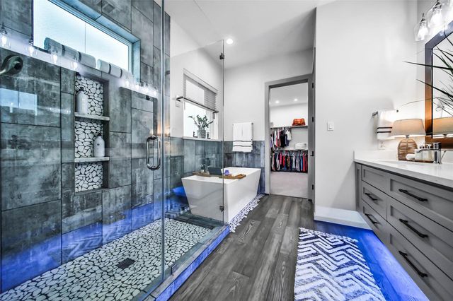 1205 E 28th Street, Houston, TX 77009