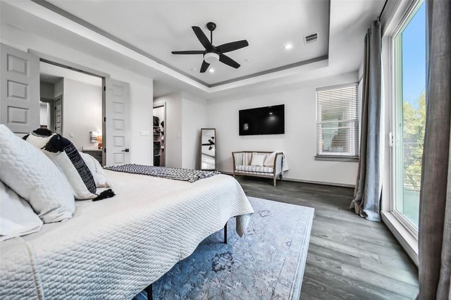 1205 E 28th Street, Houston, TX 77009