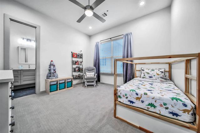 1205 E 28th Street, Houston, TX 77009
