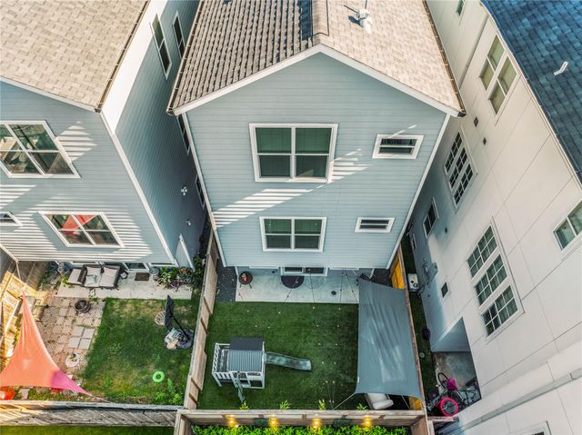 1205 E 28th Street, Houston, TX 77009
