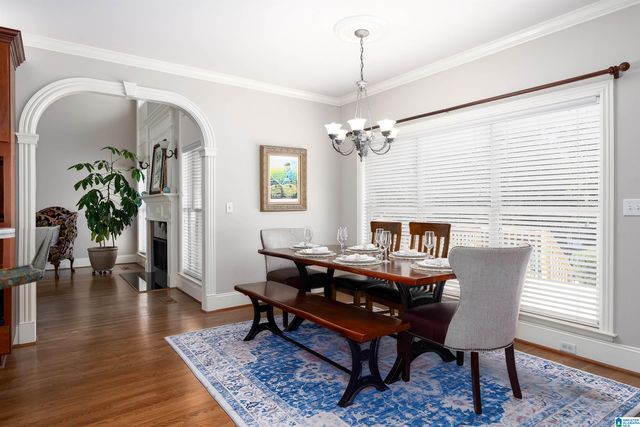 1005 WOODLANDS COVE, Helena, AL 35080