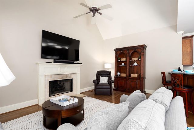 1005 WOODLANDS COVE, Helena, AL 35080