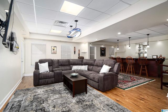 1005 WOODLANDS COVE, Helena, AL 35080