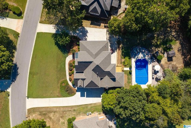 1005 WOODLANDS COVE, Helena, AL 35080
