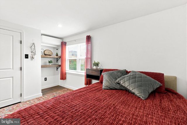 1931 ANNIN ST, Philadelphia, PA 19146