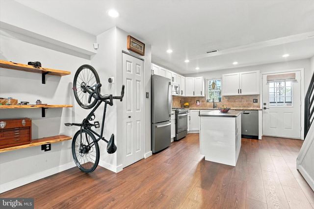 1931 ANNIN ST, Philadelphia, PA 19146