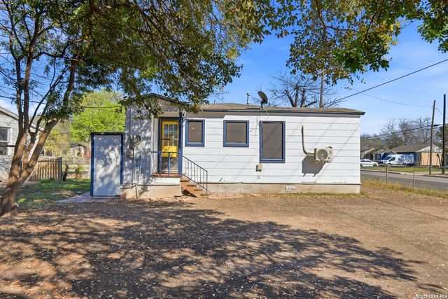 863 Cavalier, San Antonio, TX 78225