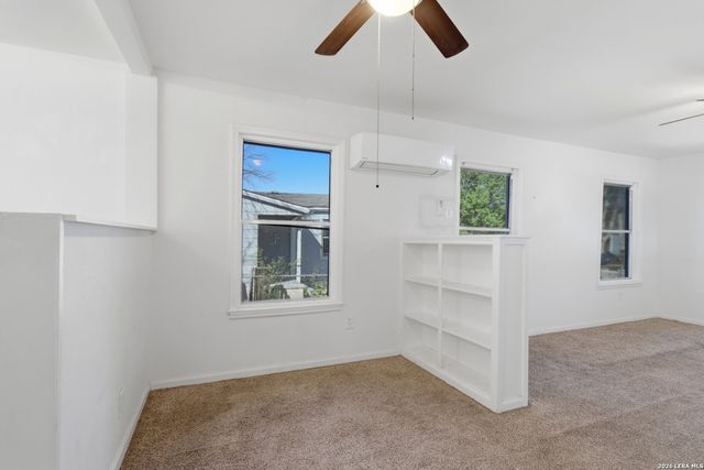 863 Cavalier, San Antonio, TX 78225