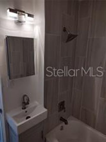 301 MYSTIC LAKE DRIVE N, St Petersburg, FL 33702