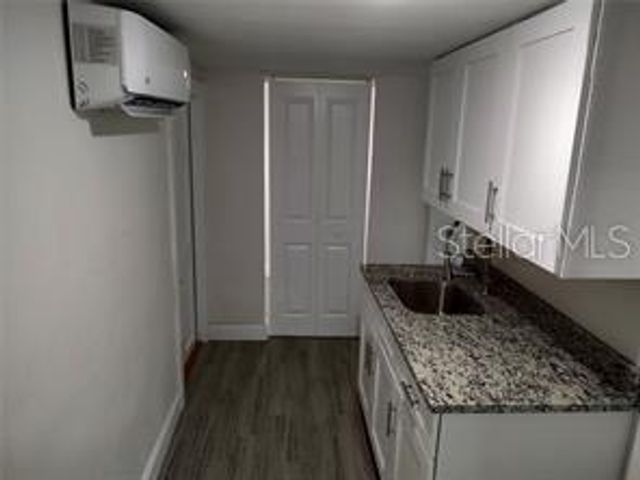 301 MYSTIC LAKE DRIVE N, St Petersburg, FL 33702