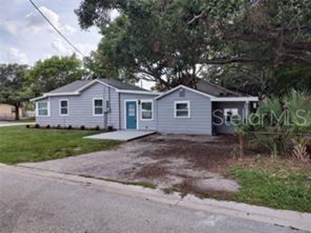 301 MYSTIC LAKE DRIVE N, St Petersburg, FL 33702