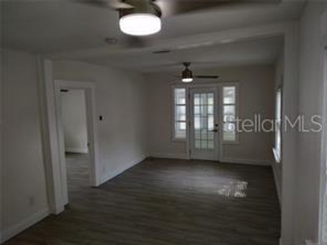 301 MYSTIC LAKE DRIVE N, St Petersburg, FL 33702
