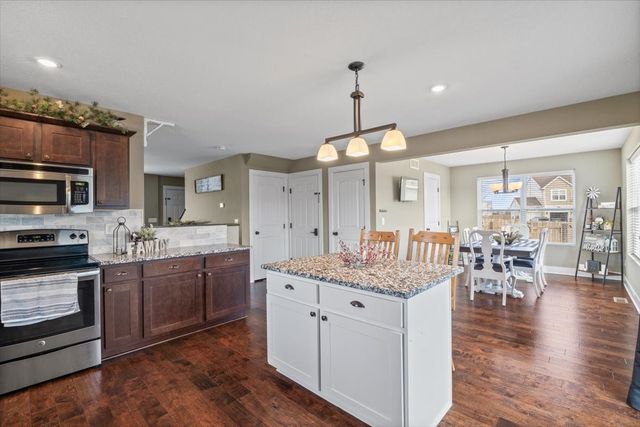 3208 Birch Street SW, Bondurant, IA 50035