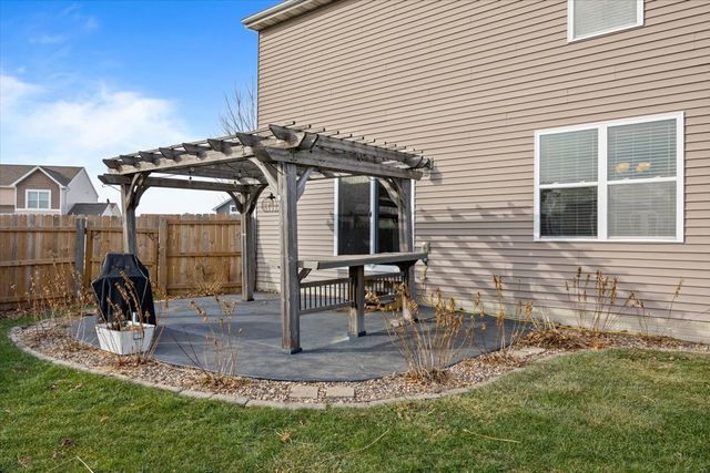 3208 Birch Street SW, Bondurant, IA 50035