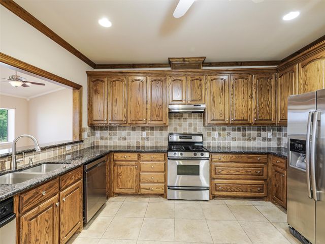 8760 County Road 858, Mckinney, TX 75071