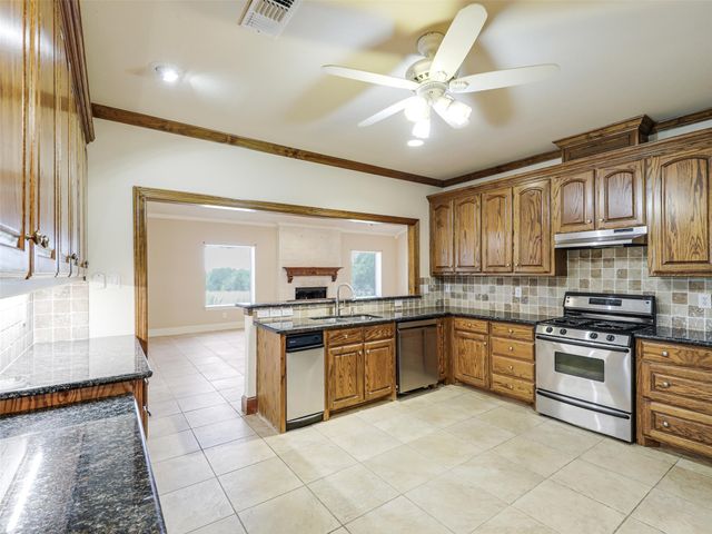 8760 County Road 858, Mckinney, TX 75071