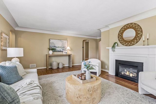 5349 Park Avenue, Minneapolis, MN 55417