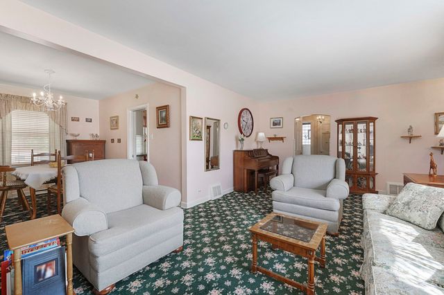 2226 Hawthorne Avenue, Westchester, IL 60154