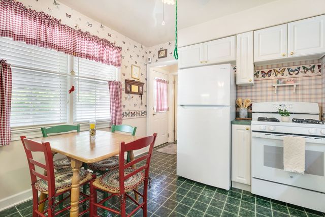 2226 Hawthorne Avenue, Westchester, IL 60154