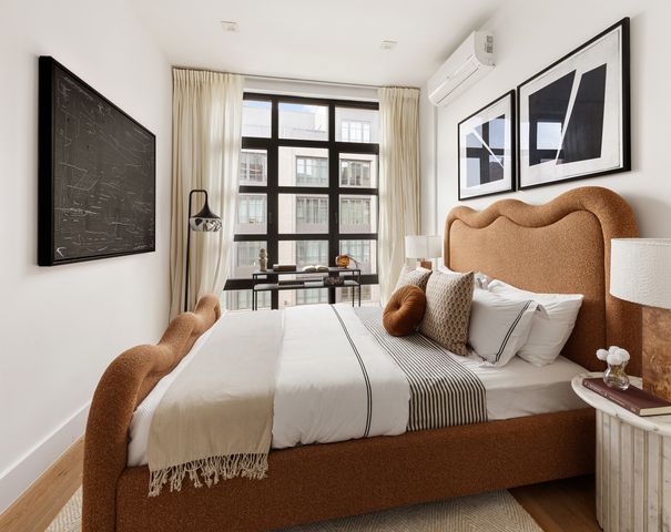 3729 32nd St Apt 4A, New York City, NY 11101