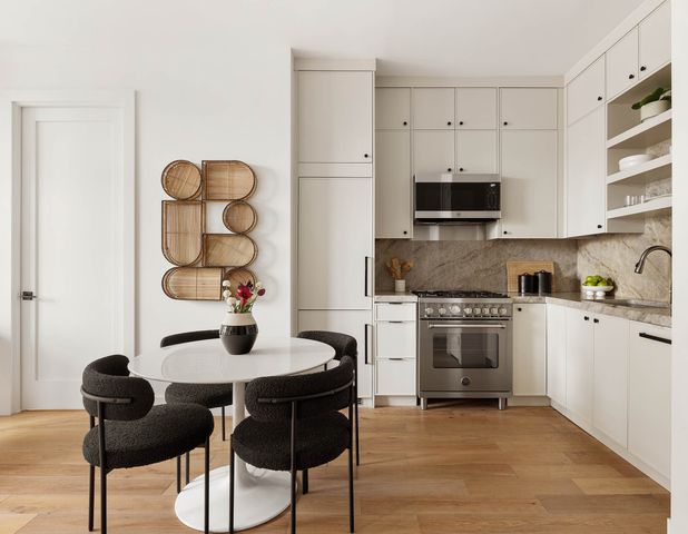 3729 32nd St Apt 4A, New York City, NY 11101