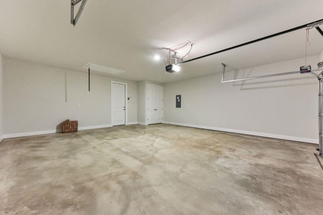 341 Sprinting Peak DR, San Marcos, TX 78666