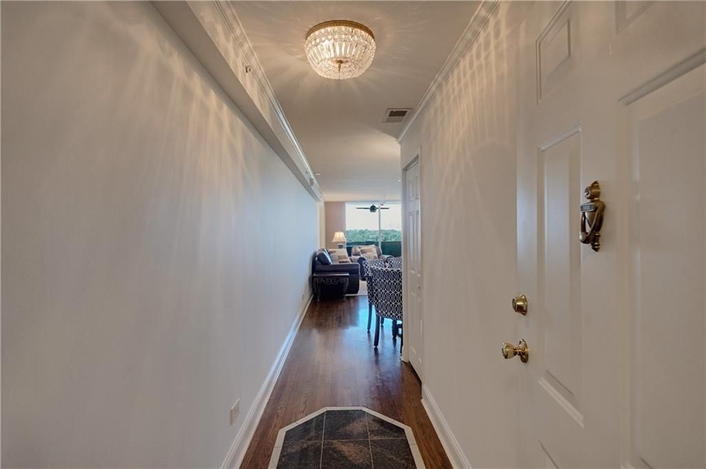 Image 2 of property listing at 1501 Clairmont Road 1732, Decatur, GA 30033