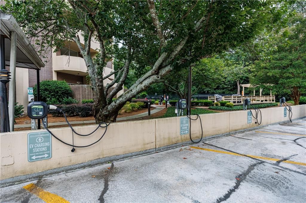 Image 31 of property listing at 1501 Clairmont Road 1732, Decatur, GA 30033