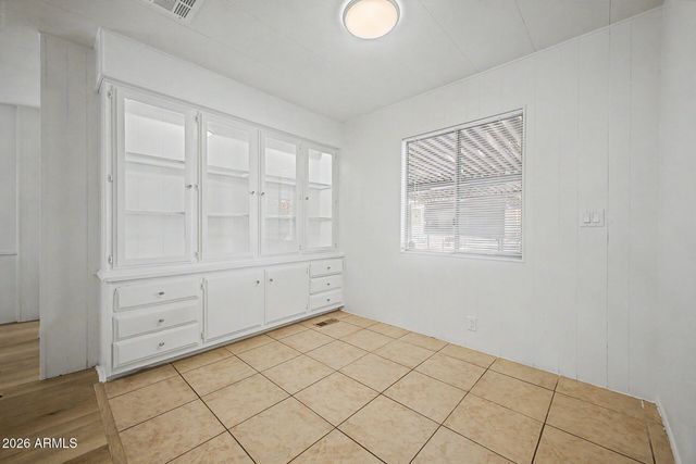 6602 W MISSION Lane, Glendale, AZ 85302